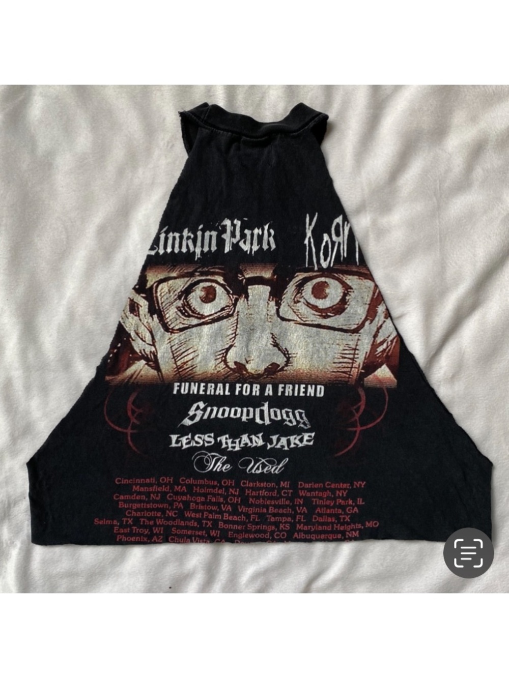 Vintage Furst of a Kind Projekt revolution tour Graphic Halter Top Ring Detail - Picture 3 of 9